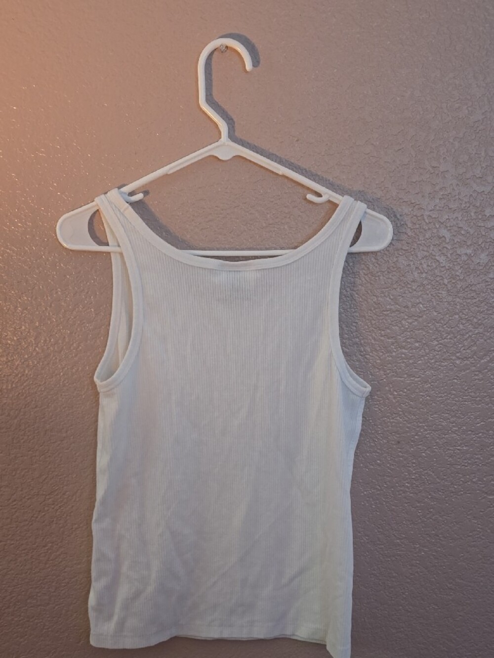Universal Thread White Ribbed Tank Top - Scoop Neck - Picture 2 of 2